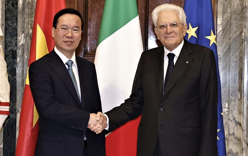 Vietnamese President Vo Van Thuong (left) meets with Italian President Sergio Mattarella in Rome on July 26, 2023. Photo courtesy of Vietnam News Agency.