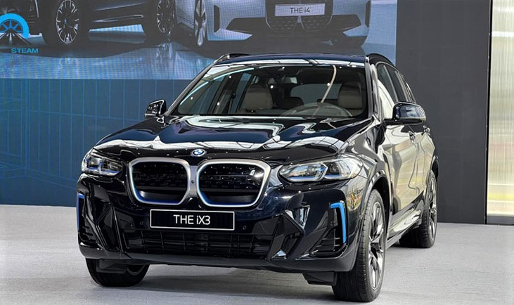 The iX3 unveiled for the Vietnamese market on July 31, 2023. Photo courtesy of Thaco.