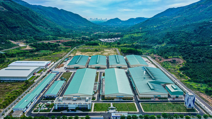 Khatoco's new tobacco factory at the Trang E Industrial Park, Khanh Hoa province, central Vietnam. Photo courtesy of Khanh Hoa newspaper.