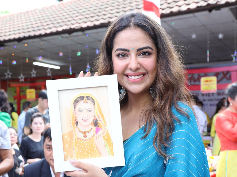 Artist Avika Gor, who played Anandi in the movie '8-year-old bride. Photo coutersy of Tran Quynh.