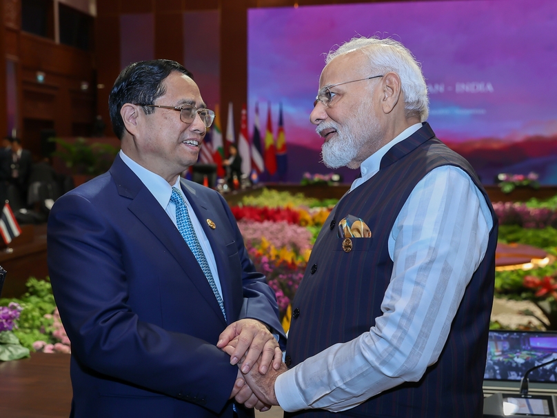 Vietnamese Prime Minister Pham Minh Chinh (left) and Indian Prime Minister Narenda Modi at a meeting in Jakarta, Indonesia, September 7, 2023. Photo courtesy of the Vietnamese government portal.