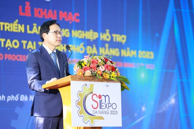 Giám đốc điều hành Samsung Việt Nam Choi Joo Ho phát biểu tại Hội thảo Kết nối các ngành công nghiệp hỗ trợ Đà Nẵng tại thành phố Đà Nẵng, miền Trung Việt Nam, ngày 12 tháng 9 năm 2023. Ảnh do Samsung Việt Nam cung cấp.