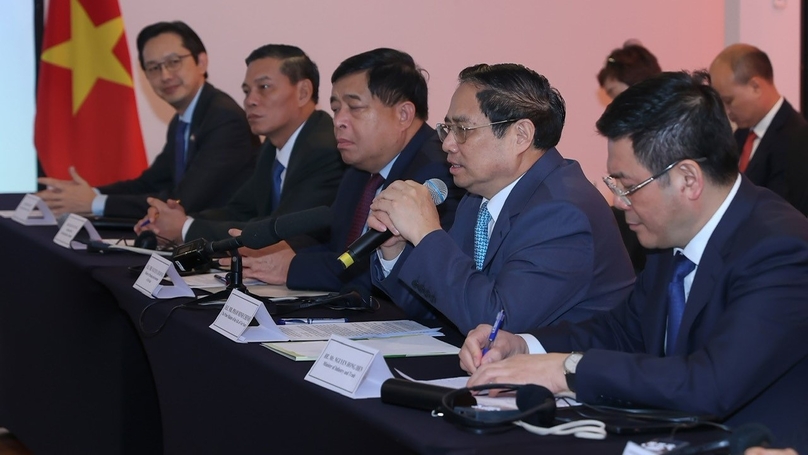 From right: Minister of Industry and Trade Nguyen Hong Dien, Prime Minister Pham Minh Chinh, Minister of Planning and Investment Nguyen Chi Dung and two other senior government officials at a meeting with Brazilian businesses in Sao Paulo, September 24, 2023. Photo courtesy of Vietnam's government news portal.