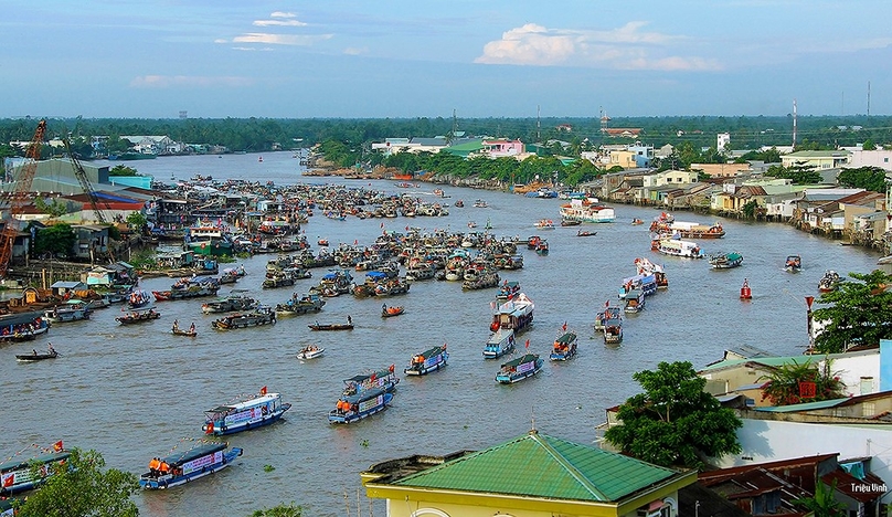Cai Rang floating market in Can Tho city, Mekong Delta, southern Vietnam. Photo courtesy of Can Tho Tourism Department.