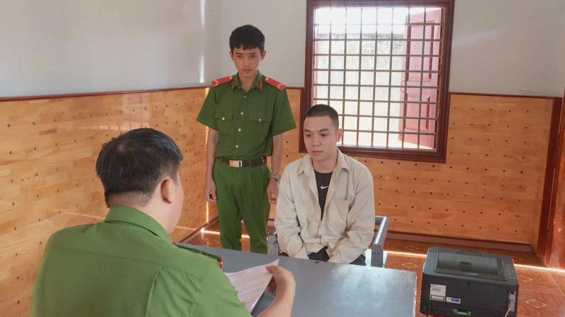 Vu Duy Son at the police station in Dak Lak province, Central Highlands. Photo courtesy of the police.