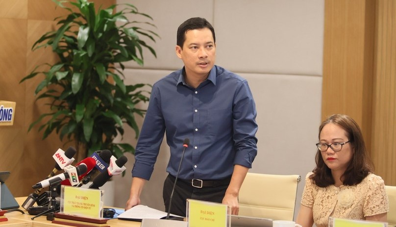 Le Quang Tu Do, head of the Broadcasting and Electronic Information Authority under the Ministry of Information and Communications, announces violations committed by TikTok in Vietnam at a regular press conference in Hanoi, October 5, 2023. Photo courtesy of the ministry.