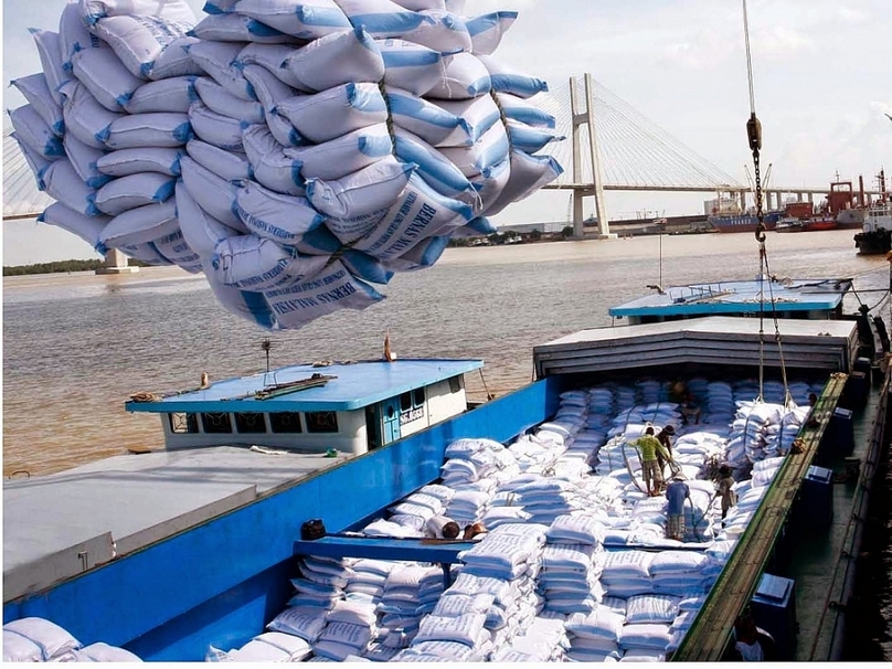 Vietnam exported 6.6 million tons of rice in the first nine months of 2023, with a turnover of $3.66 billion, up 40.4% year-on-year. Photo courtesy of (Cong thuong) Industry & Trade newspaper.