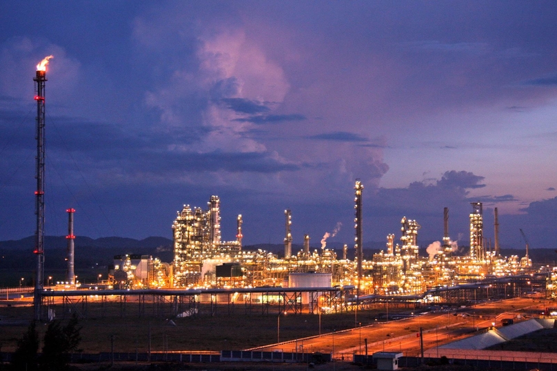 Nghi Son oil refinery. Photo courtesy of VietNamNet newspaper.