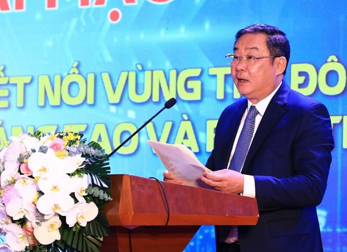 Le Hong Son, Vice Chairman of the Hanoi People’s Committee speaks at the Techfest Hanoi 2023, October 12, 2023. Photo courtesy of Kinh te & Do thi (Economy & Urban) newspaper.