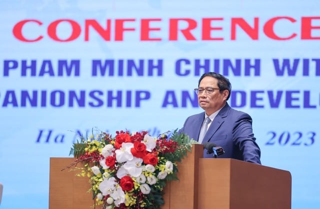 Prime Minister Pham Minh Chinh speaks at the conference in Hanoi, October 16, 2023. Photo courtesy of the government's news portal.