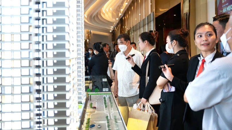 The Vietnamese real estate market is showing signs of recovery, with nearly 6,000 transactions recorded in Q3/2023, 1.5 times more than Q2 and over two times higher than Q1. Photo by The Investor/Vu Pham.