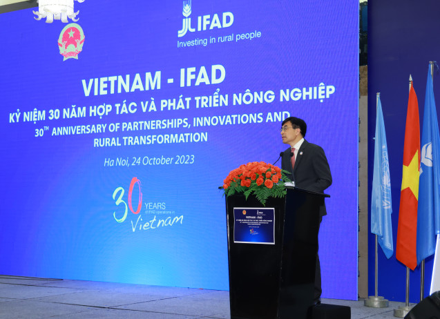Guoqi Wu, IFAD associate vice president speaks an event in Hanoi, October 24, 2023. Photo courtesy of IFAD.