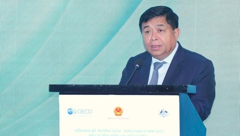 Minister of Planning and Investment Nguyen Chi Dung speaks at the OECD-Vietnam Investment Forum in Hanoi, October 27, 2023. Photo courtesy of the ministry.