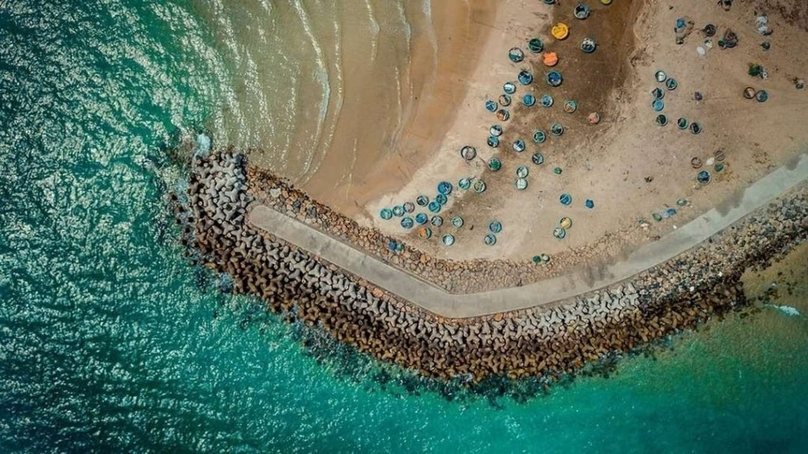 A beach in Mui Ne resort city, Binh Thuan province, south-central Vietnam. Photo courtesy of Traveloka.