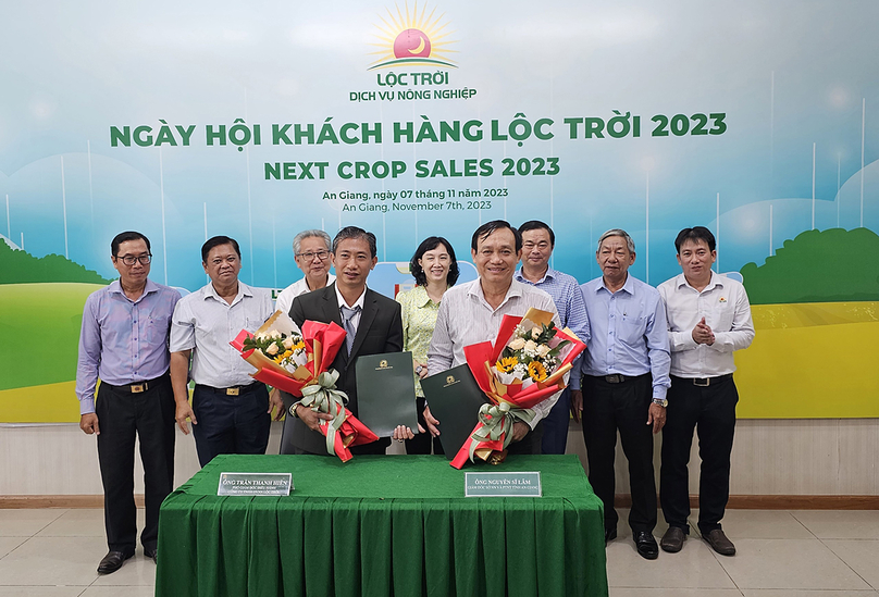 Loc Troi Group cooperates with An Giang Department of Agriculture and Rural Development officials at the Loc Troi Customer Festival 2023, November 7, 2023. Photo courtesy of Loc Troi.