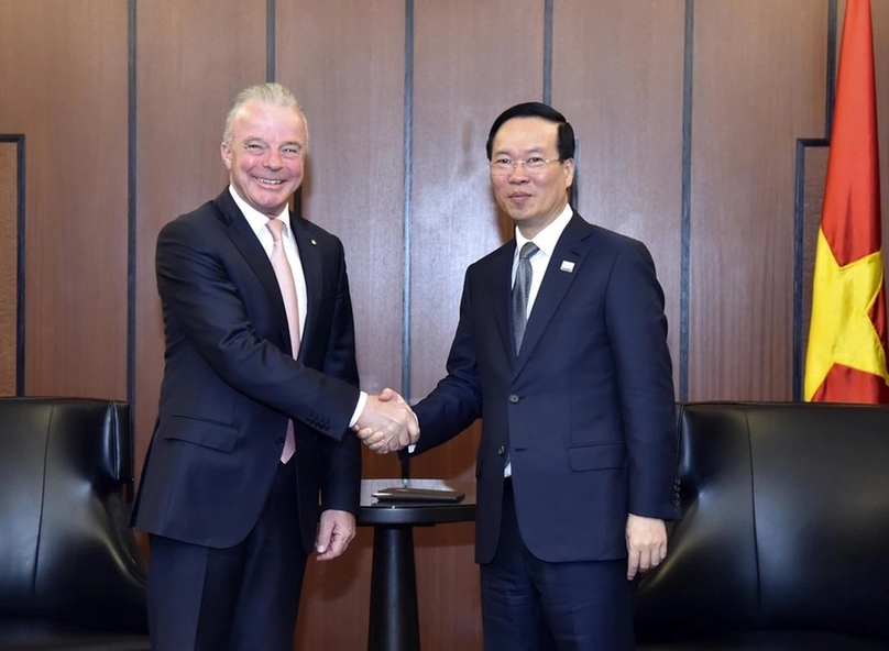 President Vo Van Thuong (right) meets with Brendan Nelson, vice president of The Boeing Company and president of Boeing Global in San Francisco, November 15, 2023. Photo courtesy of the Vietnam News Agency.  