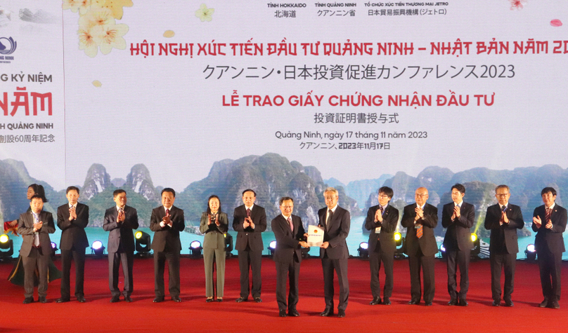 Lễ cấp giấy chứng nhận đầu tư trong khuôn khổ Hội nghị xúc tiến đầu tư Quảng Ninh-Nhật Bản tại tỉnh Quảng Ninh, miền Bắc Việt Nam, ngày 17/11/2023. Ảnh do báo Quảng Ninh cung cấp.