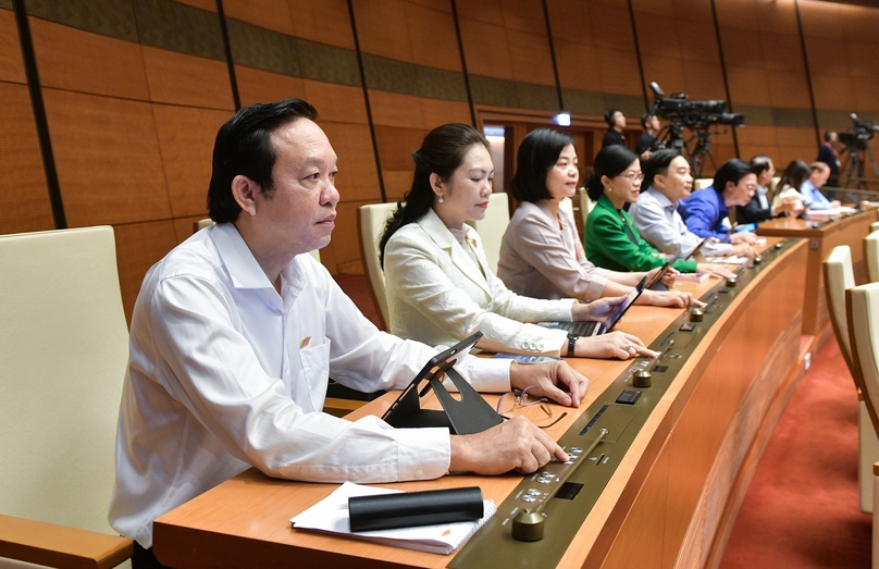 National Assembly deputies cast their votes, November 28, 2023. Photo courtesy of the parliament.
