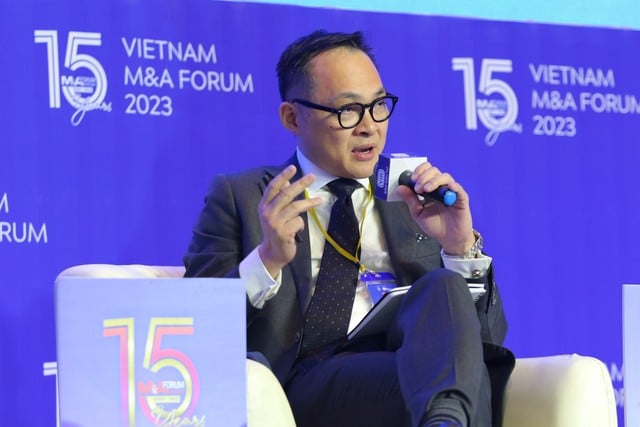 Khanh Vu, deputy managing director of VinaCapital, a leading investment management company in Vietnam, at an M&A conference in HCMC, November 28, 2023. Photo courtesy of Dau tu (Investment) newspaper.