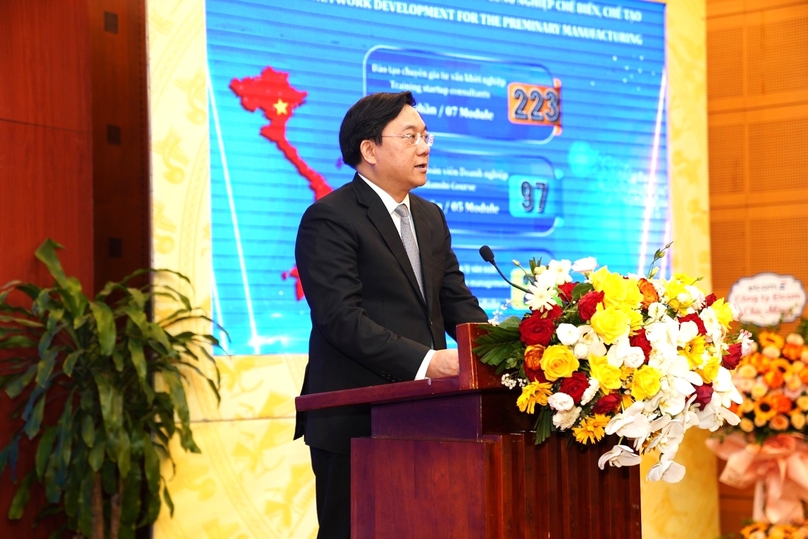 Deputy Minister of Planning and Investment Tran Duy Dong speaks at the closing ceremony of the “SME Promotion and Industrial Development Project”. Photo courtesy of JICA Vietnam.
