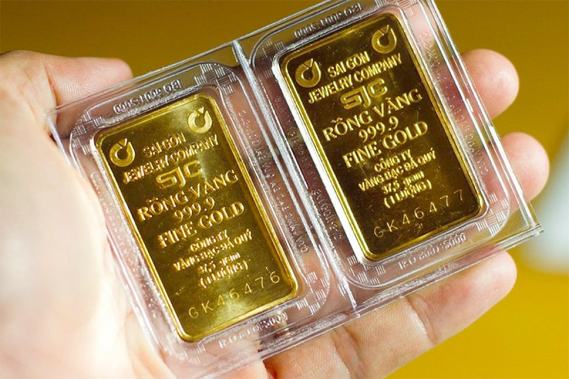The price of SJC-branded gold bullion peaked at VND80 million ($3,292) per tael on December 26, 2023. Photo courtesy of VnEconomy.