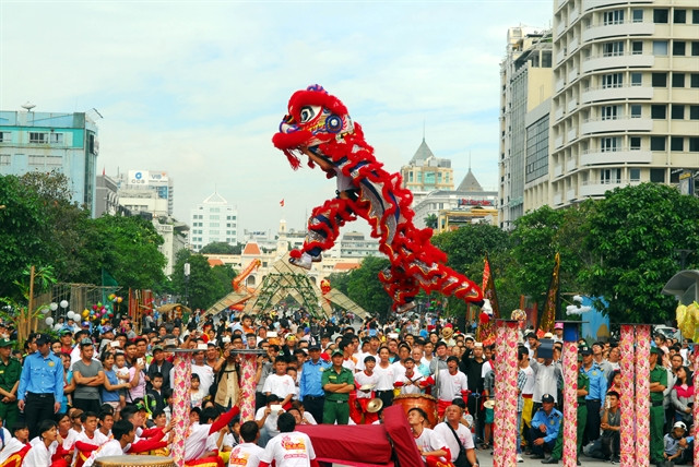 A kylin dance will be featured at the Kylin-Dragon Dance Festival in District 5’s Văn Lang Park on January 12, 13 and 14, 2024. Photo courtesy of Vietnam News Agency.
