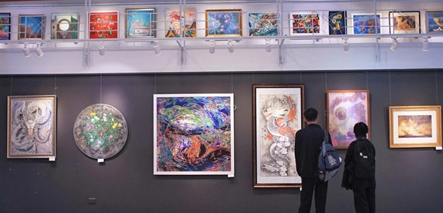 The event Mung Xuan Giap Thin (Happy New Year of the Dragon 2024) features color paintings in different materials featuring the themes of life, love and spring created by 71 artists. Photo courtesy of the Ho Chi Minh City Fine Arts Association.