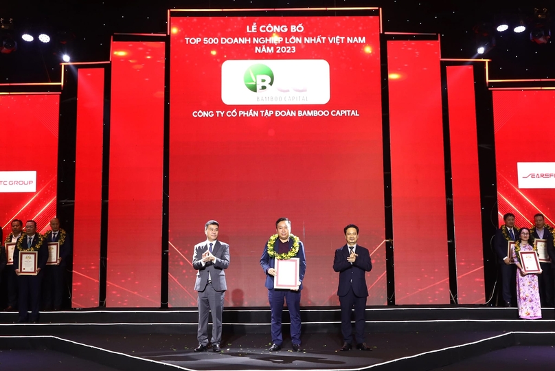 Bamboo Capital receives a VNR500 certificate at a ceremony in Ho Chi Minh City, January 18, 2024. Photo courtesy of Bamboo Capital.