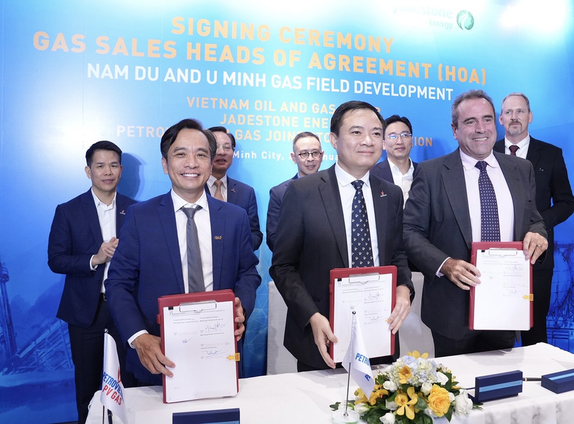 Executives of PV Gas, Petrovietnam, and Jadestone Energy sign a Heads of Agreement in Ho Chi Minh City, southern Vietnam, January 25, 2024. Photo courtesy of PV Gas.