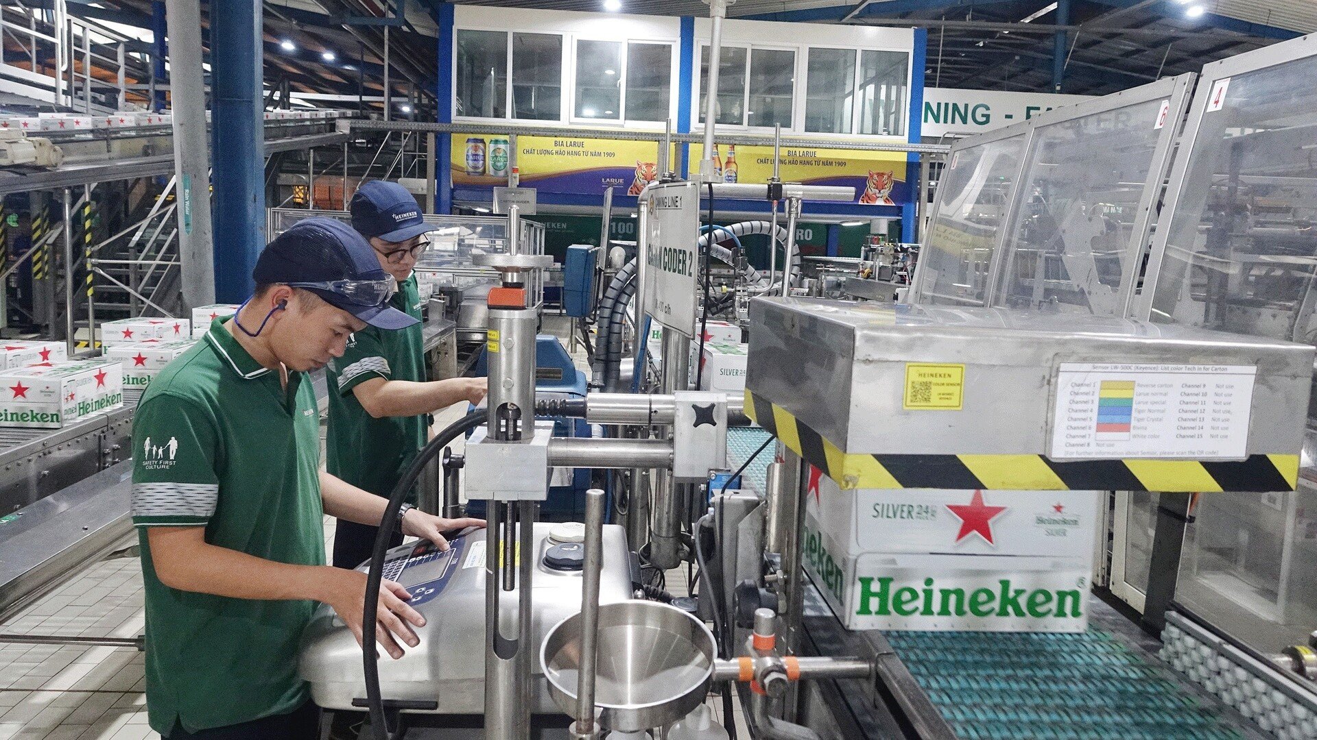 Production at a Heineken factory in Danang city, central Vietnam. Photo courtesy of Danang newspaper.