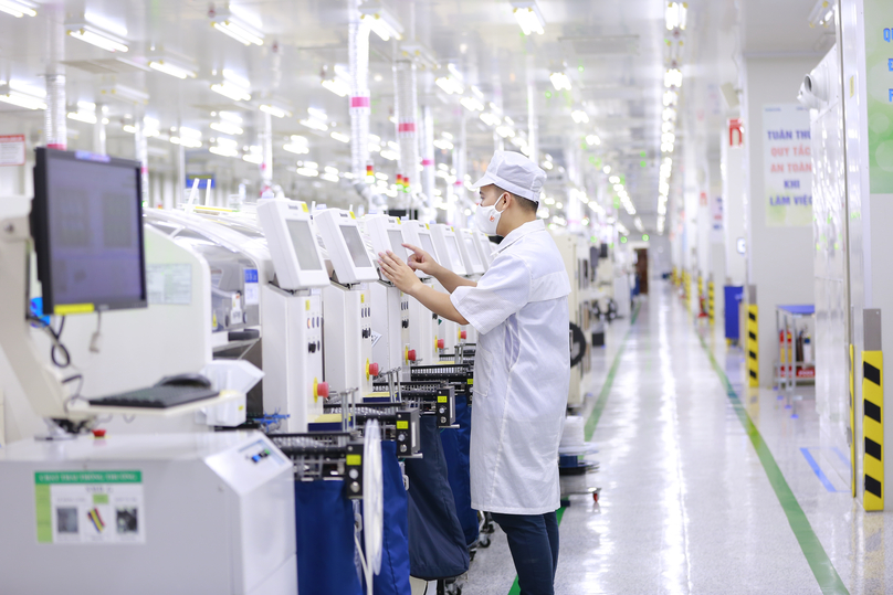 Inside a Samsung factory in Vietnam. Photo courtesy of Thanh Nien (Young People) newspaper. 