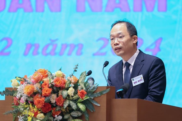 Minister-Counselor of the South Korean Embassy in Vietnam Yoon Sang Key speaks at a conference launching stock market development tasks in 2024 in Hanoi on February 28, 2024. Photo courtesy of Vietnam's government portal.