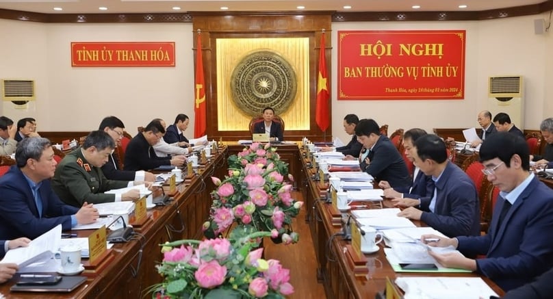 Thanh Hoa authorities meet to discuss the Nghi Son LNG-fired power complex project, February 28, 2024. Photo courtesy of Thanh Hoa newspaper.