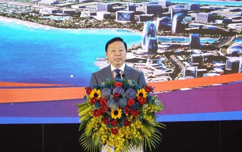 Deputy Prime Minister Tran Hong Ha speaks at a ceremony announcing the Prime Minister's decision approving a master plan for the Cam Lam new urban area in Khanh Hoa province, southern Vietnam by 2045, March 2, 2024. Photo by The Investor/Nguyen Tri.