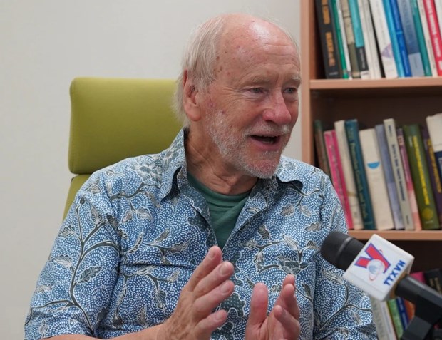 Emeritus Professor Hal Hill. Photo by Vietnam News Agency.