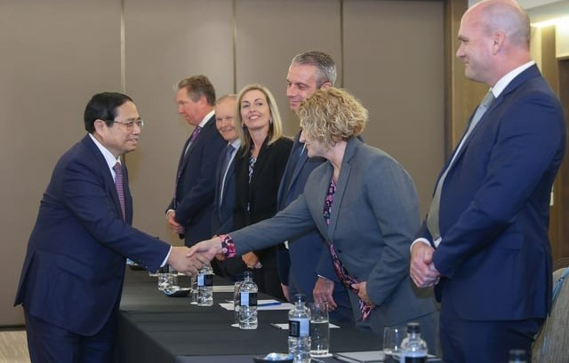 Thủ tướng Việt Nam Phạm Minh Chính gặp gỡ các doanh nghiệp New Zealand tại Auckland, New Zealand, ngày 10 tháng 3 năm 2024. Ảnh do cổng thông tin chính phủ cung cấp.