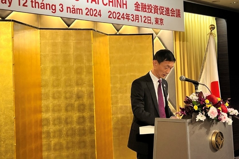 Takafumi Oue, head of Daiwa Securities Co.’s rep office in Vietnam, speaks at a financial investment promotion conference, held by the Vietnamese Ministry of Finance in Tokyo, March 12, 2024. Photo courtesy of the finance ministry.