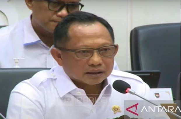 Screenshot of Home Affairs Minister Tito Karnavian presenting his remarks at the working meeting with the House of Representatives (DPR RI) Legislative Body in Jakarta, March 13, 2024. Photo courtesy of Antara.