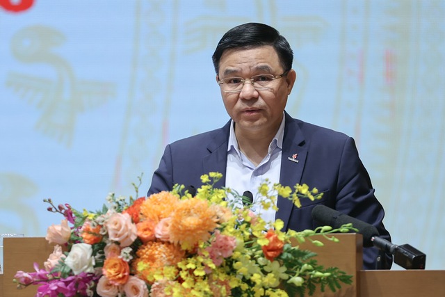  Le Manh Hung, chairman of Petrovietnam speaks at a conference on monetary policy management and growth-bolstering measures in Hanoi, March 14, 2024. Photo courtesy of the government’s news portal.