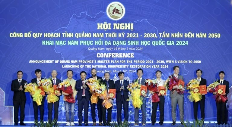 Quang Nam province grants in-principle approval, investment registration certificates and investment location research agreements for 16 projects worth $846 million, March 16, 2024. Photo by The Investor/Thanh Van.