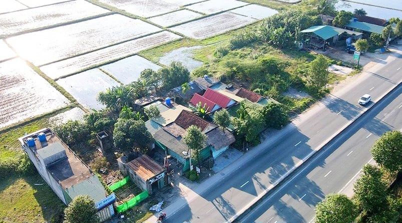 Eleven households in Thach Ha district will be affected when the first phase of the VSIP Ha Tinh project is implemented. Photo by The Investor/Van Duc.