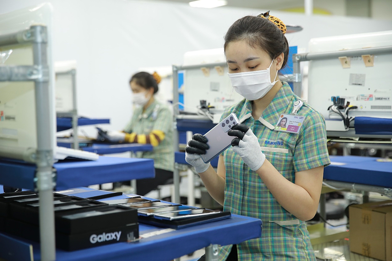  A Samsung factory in Vietnam. Photo courtesy of Samsung Vietnam.