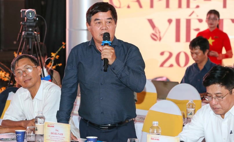 Do Ha Nam, board chairman of Intimex Group JSC and vice chairman of the Vietnam Coffee Cocoa Association (VICOFA), speaks at the 'Honoring Vietnamese Coffee – Tea 2024' festival in Ho Chi Minh City from March 30-31, 2024. Photo courtesy of Nguoi Lao Dong (Laborer) newspaper.