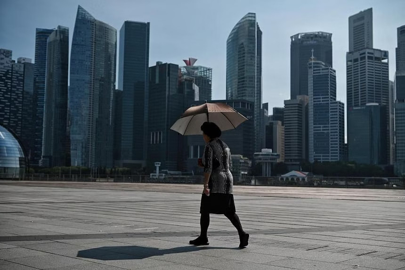 Singapore’s economic losses due to heat stress could nearly double to $1.64 billion in 2035. Photo countersy of The Strait Times.