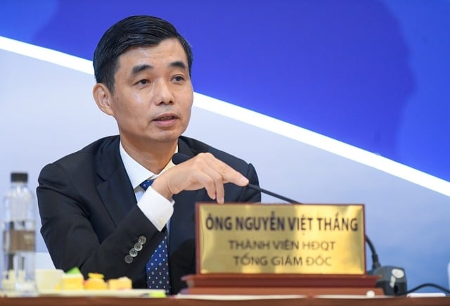 Hoa Phat CEO Nguyen Viet Thang speaks at the firm's annual general meeting in Hanoi, April 11, 2024. Photo courtesy of Nguoi Dua Tin (News Courier) magazine.
