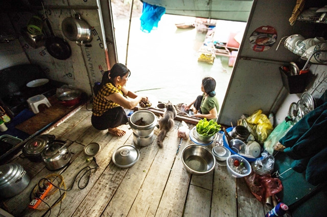 Inside the kitchen of a home on the Da River. Photo courtesy of Vietnam News Agency.