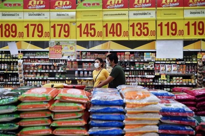 Rice is sold at a supermarket in Bangkok, Thailand. Photo courtesy of AFP/Vietnam News Agency.