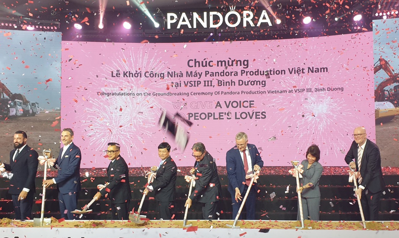 Lễ động thổ của Pandora cho cơ sở chế tạo mới trị giá 150 triệu USD tại Khu công nghiệp Việt Nam- Singapore 3 (VSIP 3), tỉnh Bình Dương, miền Nam Việt Nam, ngày 16 tháng 5 năm 2024. Ảnh của The Investor/Lan Do.