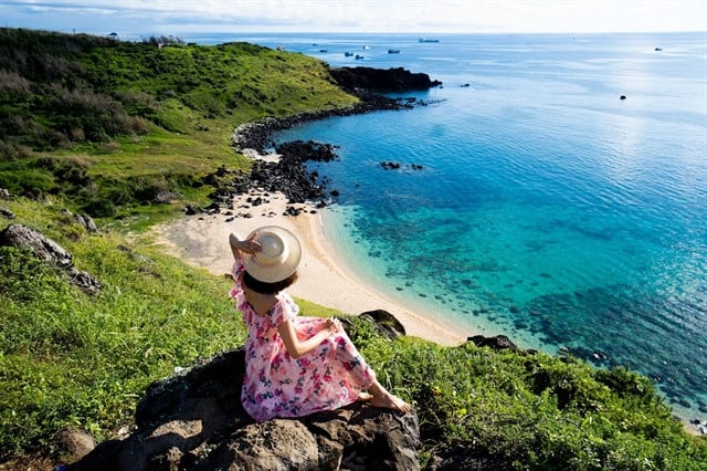 Phu Quy Island, Binh Thuan province, south-central Vietnam has impressed visitors with its stunning landscapes and fresh seafood. Photo courtesy of vietjetair.com