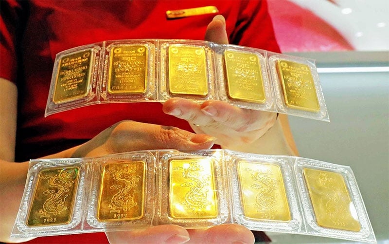 SJC-branded one-tael gold bars. Photo courtesy of the Vietnam News Agency. 